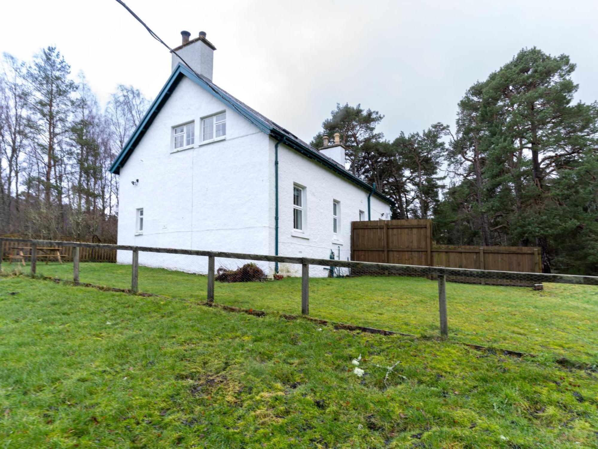 Holiday Home 2 Railway Cottage By Interhome Aviemore Exterior photo