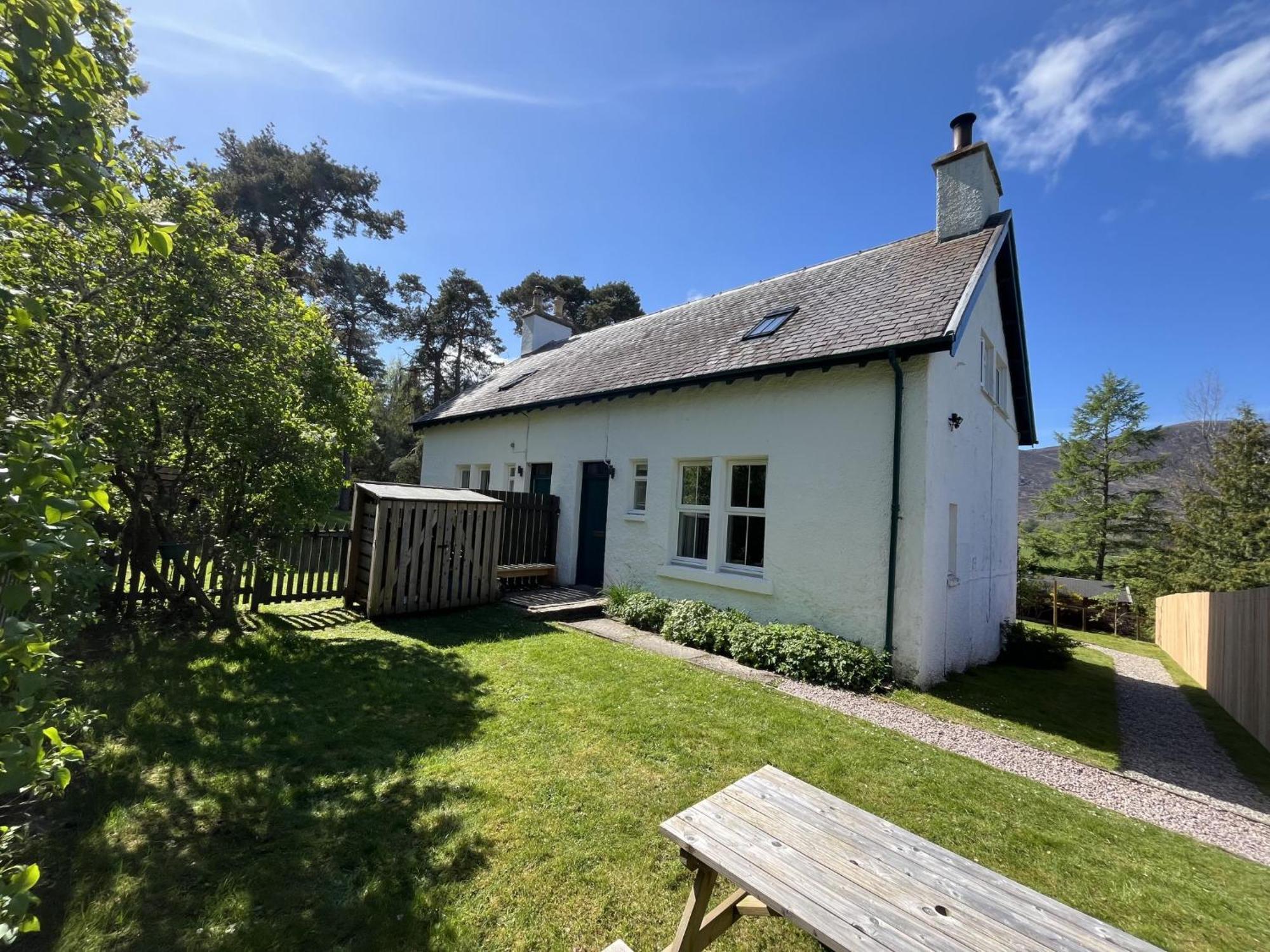 Holiday Home 2 Railway Cottage By Interhome Aviemore Exterior photo